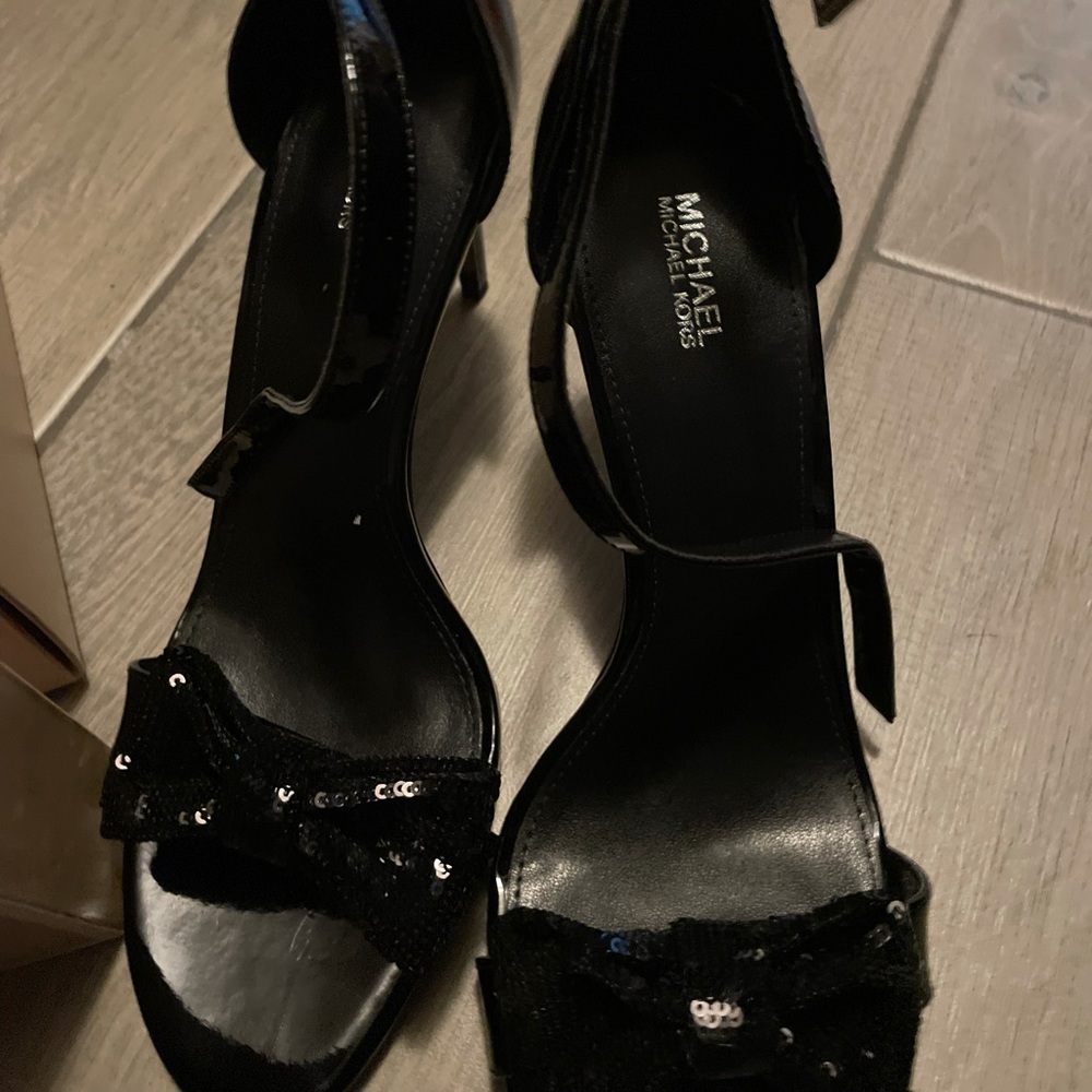 Micheal Michael Kors black strap heels size 10 worn once